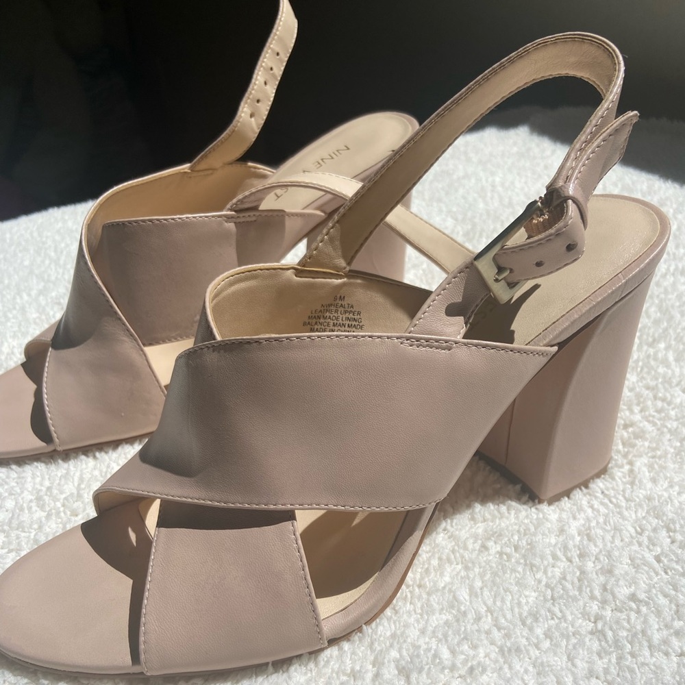 Womens Size 9 Tan/Light Pink Heels